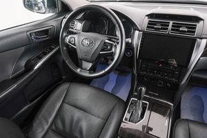 Седан Toyota Camry 2018 года, 1849000 рублей, Красноярск