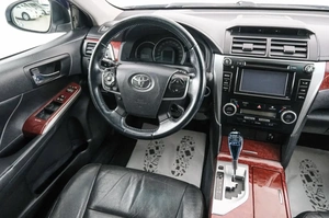 Седан Toyota Camry 2013 года, 2099000 рублей, Красноярск