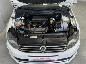 Седан Volkswagen Polo 2015 года, 845000 рублей, Красноярск
