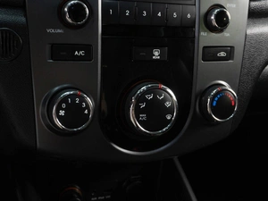 Седан Kia Cerato 2010 года, 745000 рублей, Тюмень