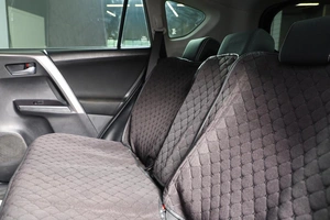 Внедорожник Toyota RAV4 2016 года, 2499000 рублей, Новосибирск