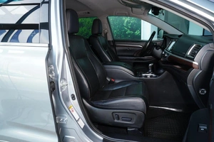 Внедорожник Toyota Highlander 2014 года, 2547000 рублей, Тверь