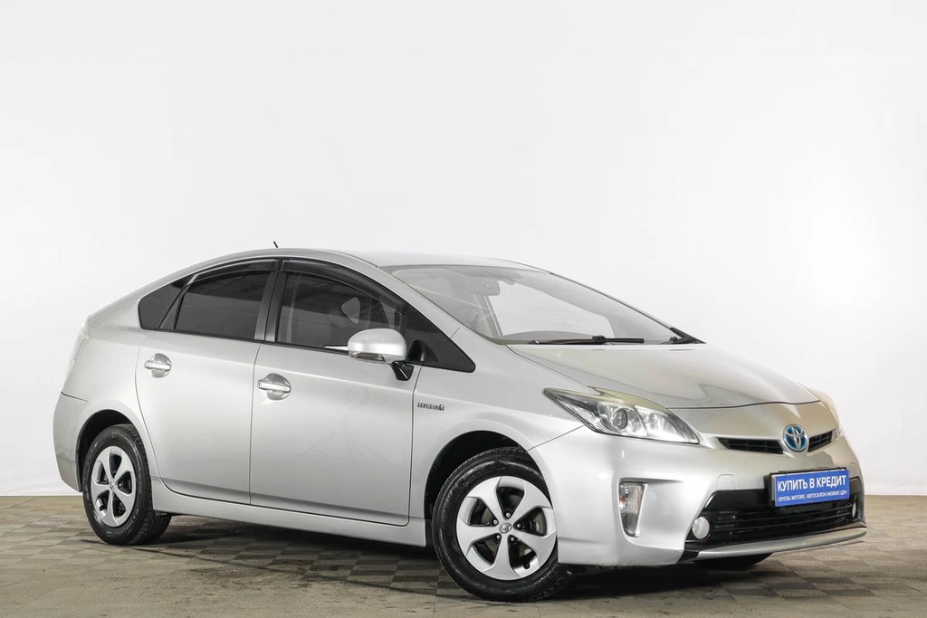Лифтбек Toyota Prius 2013 года, 1279000 рублей, Тюмень