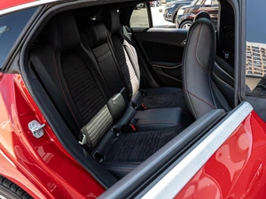 Универсал Mercedes-benz CLA-класс 2015 года, 1650000 рублей, Краснодар