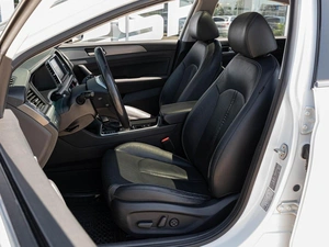 Седан Hyundai Sonata 2017 года, 1749000 рублей, Краснодар