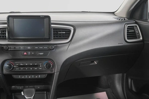 Хетчбэк Kia Ceed 2019 года, 1689000 рублей, Кемерово