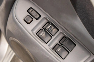 Внедорожник Toyota RAV4 2000 года, 649000 рублей, Барнаул