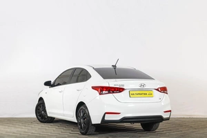 Седан Hyundai Solaris 2017 года, 1169000 рублей, Тюмень