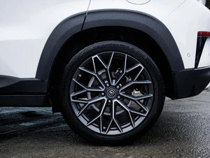 Внедорожник Changan UNI-T 2023 года, 2299000 рублей, Большой Сочи