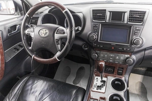 Внедорожник Toyota Highlander 2010 года, 2149000 рублей, Барнаул