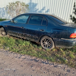 Седан Toyota Carina E 1997 года, 180000 рублей, Красноярск