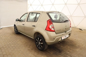 Хэтчбек Renault Sandero 2014 года, 690000 рублей, Обнинск