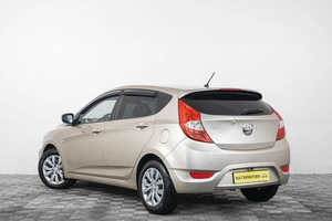 Хетчбэк Hyundai Solaris 2012 года, 749000 рублей, Кемерово