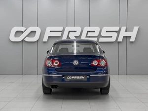 Седан Volkswagen Passat 2005 года, 689000 рублей, Ростов-на-Дону