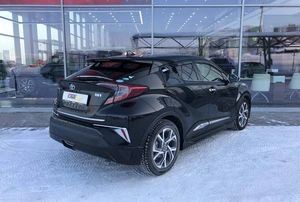 Внедорожник Toyota C-HR 2018 года, 2190000 рублей, Солонцы