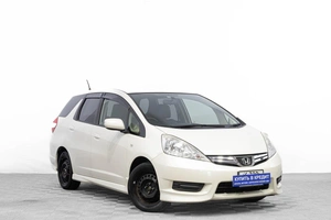 Универсал Honda Fit Shuttle 2011 года, 1109000 рублей, Барнаул