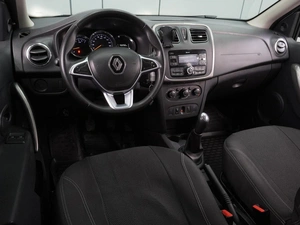 Хетчбэк Renault Sandero 2019 года, 1129000 рублей, Воронеж