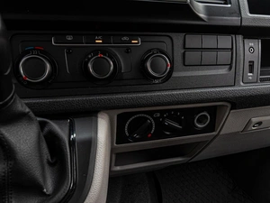 Минивэн Volkswagen Transporter 2019 года, 3830000 рублей, Краснодар