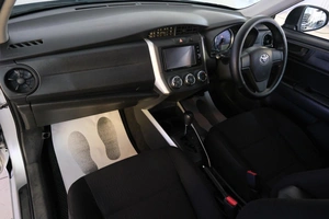 Универсал Toyota Corolla Fielder 2015 года, 1349000 рублей, Омск