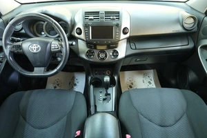 Внедорожник Toyota RAV4 2012 года, 1549000 рублей, Омск
