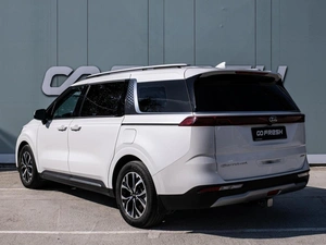 Минивэн Kia Carnival 2021 года, 4099000 рублей, Большой Сочи