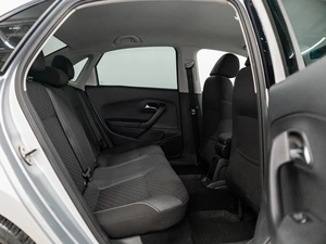 Седан Volkswagen Polo 2019 года, 1299000 рублей, Красноярск