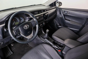 Седан Toyota Corolla 2014 года, 1219000 рублей, Пермь