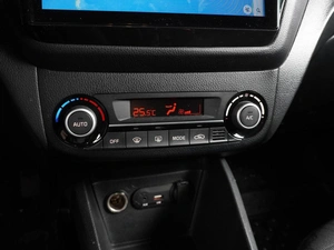 Седан Kia Rio 2015 года, 1099000 рублей, Воронеж