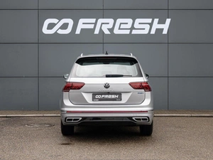 Внедорожник Volkswagen Tiguan L 2021 года, 3800000 рублей, Краснодар