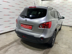 Внедорожник Nissan Qashqai+2 2009 года, 1100000 рублей, Красноярск