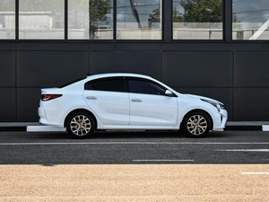 Седан Kia Rio 2020 года, 1829000 рублей, Кирилловка