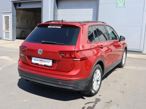 Внедорожник Volkswagen Tiguan 2020 года, 2470000 рублей, Курск