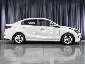 Седан Kia Rio 2021 года, 1389000 рублей, Тюмень