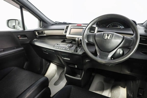 Минивэн Honda Freed 2010 года, 999000 рублей, Новосибирск