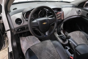 Седан Chevrolet Cruze 2012 года, 699000 рублей, Новокузнецк
