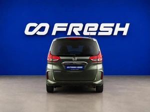 Минивэн Honda Freed 2021 года, 2177900 рублей, Москва