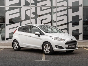 Хетчбэк Ford Fiesta 2016 года, 890000 рублей, Краснодар