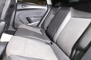 Универсал Opel Astra 2011 года, 599000 рублей, Новосибирск