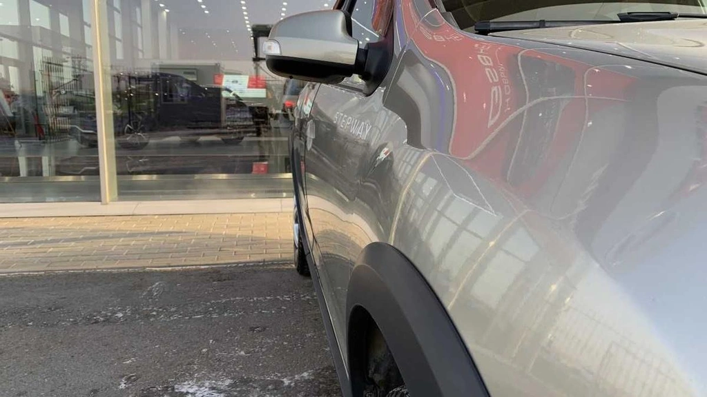 Хетчбэк Renault Sandero Stepway 2016 года, 837000 рублей, Солонцы