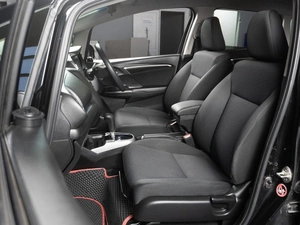 Хетчбэк Honda Fit 2018 года, 1129000 рублей, Тюмень