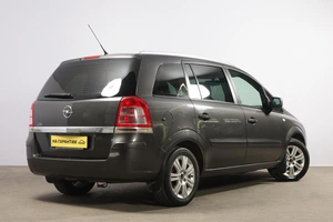 Минивэн Opel Zafira 2012 года, 739000 рублей, Новосибирск