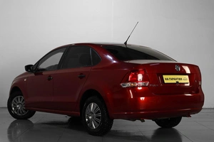 Седан Volkswagen Polo 2011 года, 899000 рублей, Челябинск