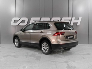 Внедорожник Volkswagen Tiguan 2018 года, 2500000 рублей, Аксай