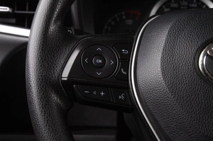 Седан Toyota Corolla 2020 года, 2019000 рублей, Челябинск