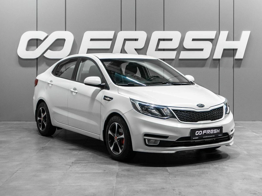 Седан Kia Rio 2016 года, 949000 рублей, Тюмень