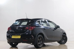 Хетчбэк Opel Astra 2011 года, 599000 рублей, Новокузнецк