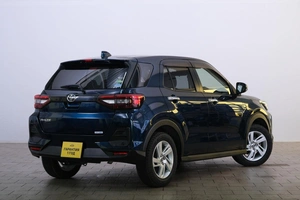 Внедорожник Toyota Raize 2020 года, 1599000 рублей, Омск