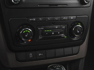 Внедорожник Skoda Yeti 2014 года, 843070 рублей, Тюмень