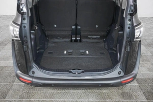Минивэн Toyota Sienta 2021 года, 1349000 рублей, Кемерово