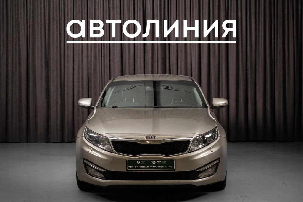 Седан Kia Optima 2012 года, 1049000 рублей, Красноярск